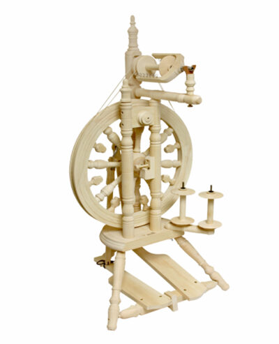 kromski minstrel spinning wheel with double treadle and built in lazykate
