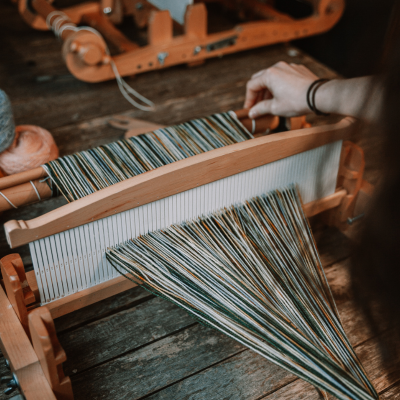 Learn to warp a rigid heddle loom, learn to warp, rigid heddle loom workshops